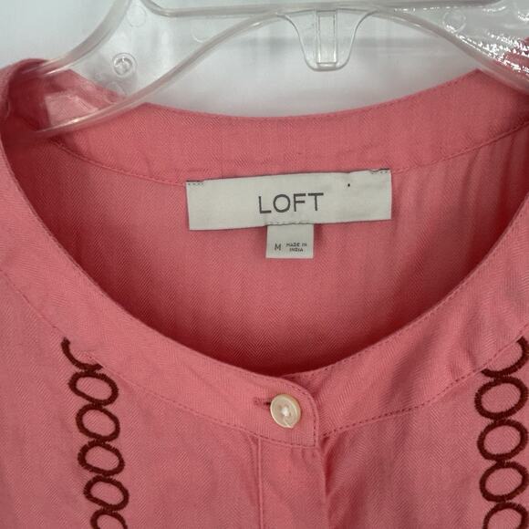 LOFT Floral Embroidered Henley Blouse Pink Peplum Ruffle Boho Feminine Size M - Picture 9 of 10